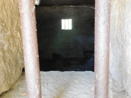 [Picture of Hornitos Jail inside 1]